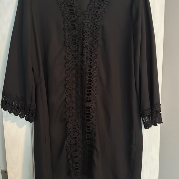 MiYang Black Lace Embroidered Tunic Top/Cover Up - Picture 4 of 6